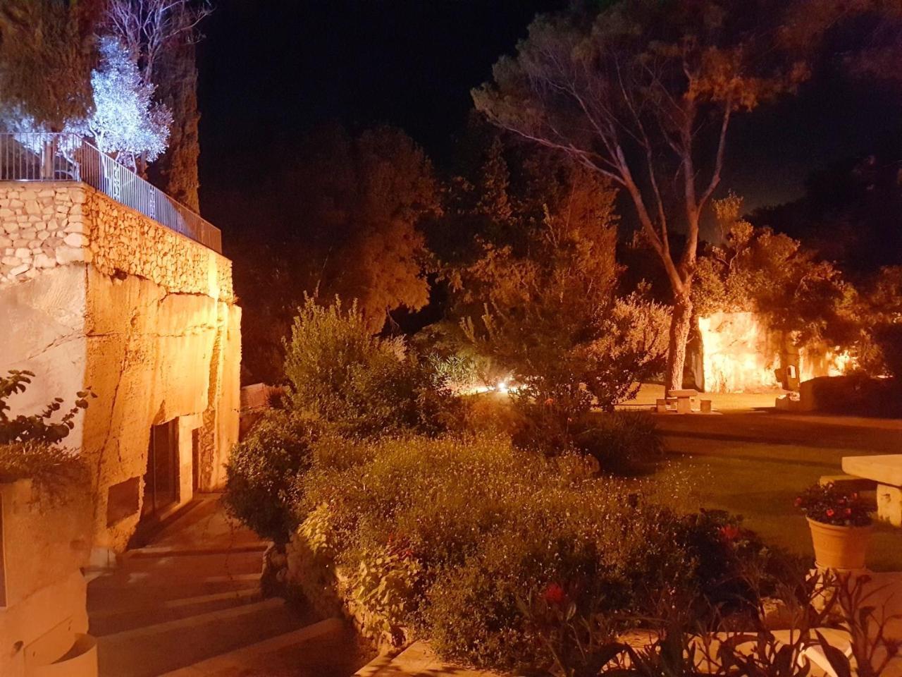 Hôtel Belesso Fontvieille Buitenkant foto