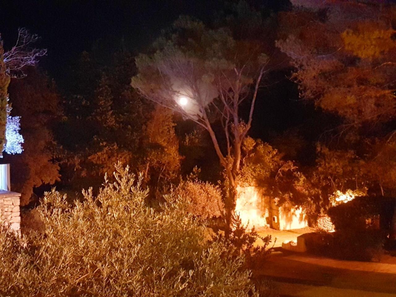 Hôtel Belesso Fontvieille Buitenkant foto